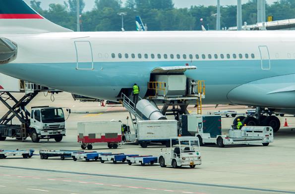 天津國際貨運(yùn)是中國重要的海運(yùn)樞紐之一