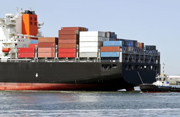 面對眾多貨代公司，為什么我們應(yīng)該選擇天津貨代呢？