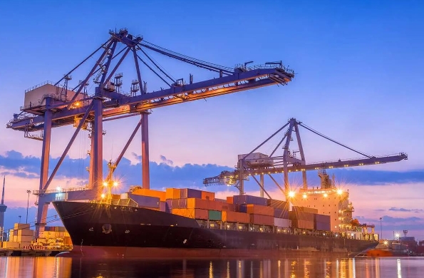 面對激烈的市場競爭和不斷變化的客戶需求，天津貨代如何應(yīng)對？